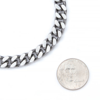 Curb link chain bracelet